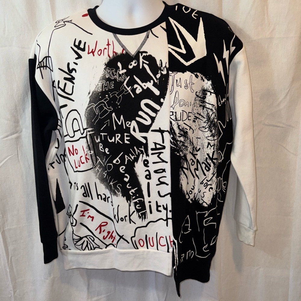 NWT Disney Store Love Action Cruella Graffiti Asymmetric Sweatshirt Size Medium